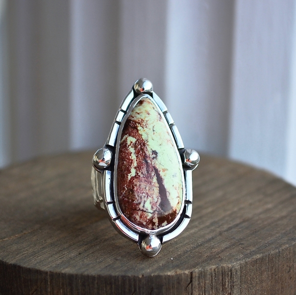 meshedesigns Jewelry - Lemon Chrysoprase Sterling Silver Ring Size 9.75